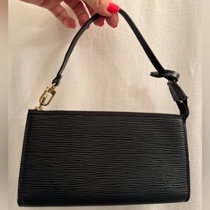Louis Vuitton Pochette, black epic leather